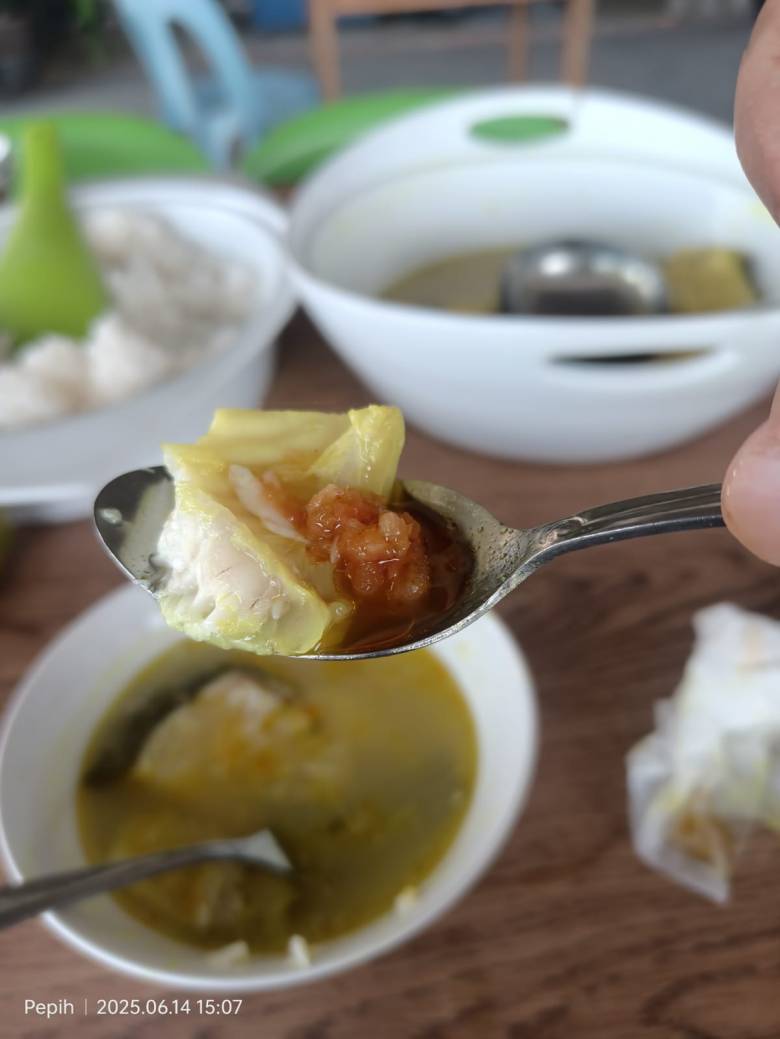 Hanya di Krayan Saya Berani Makan Sultan
